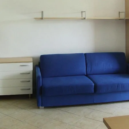 شقة In Castellaro With Garden